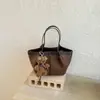 Bolsa Tote Cesta com Padrão Lichia Retrô Grande Capacidade Casual para o Dia a Dia Bolsa de Ombro Estilosa Versátil Bolsa Transversal