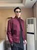 Tacto suave / Camisa de manga corta retro suelta versátil para hombre Verano 2025 Color albaricoque rojo Anti-puñalada