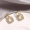 Aguja de plata S925 Corea del Sur Dongdaemun temperamento simple aretes cortos joyería para la oreja de diamantes completos Nuevos aretes geométricos cuadrados