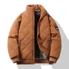 Vendas Diretas de Fábrica Estilo Outono e Inverno Jaqueta de Algodão com Gola Alta Slim Fit Versátil Estilo Pai Jaqueta de Algodão Masculina com Veludo Roupas de Algodão Masculinas para Meia-Idade e Idosos