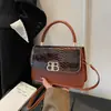Bolsa de Mão Unicórnio Estilo Coreano 2026, Bolsa Transversal Casual da Moda, Estilo Nicho Francês, Bolsa Feminina Elegante e Estilosa
