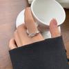 Anillo sencillo de plata 925, anillo que no se decolora, diseño de nicho, sensación de estilo ins, joyería simple, anillo de plata esterlina de alta gama, venta al por mayor para mujeres