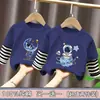 Ropa infantil, camiseta de manga larga para niños, estilo de dos piezas para principios de otoño, nuevo modelo primavera y otoño 2026, camiseta básica de algodón puro, top de otoño