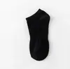 Calcetines de algodón negros, blancos y grises, calcetines cortos de algodón, transpirables para primavera y verano, absorbentes de sudor, resistentes al olor, algodón de Xinjiang, calcetines de media pantorrilla para hombre y mujer al por mayor