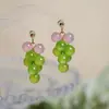 Pendientes de Clip para Orejas No Perforadas de Racimo de Uvas Retro de Nicho para Mujer Pendientes Blancos Versátiles Elegantes de Gama Alta con Diseño de Nicho