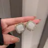 @Oferta Especial@ Aretes Coreanos Elegantes de Alta Gama Beige Agrietado con Bordes de Pedrería de Doble Capa, Aretes de Botón Versátiles y Elegantes