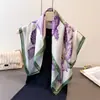 Lenço de Seda Estampado Fresco e Natural Lenço Quadrado Xale de Alta Qualidade Lenço Quadrado Pequeno Versátil para Pescoço Lenço Feminino