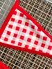 Conjunto Nuevo Estilo Europeo y Americano 2026 Bikini Atrevido de Cuadros Rojos y Blancos Ropa de Baño Transfronteriza Comercio Exterior en Stock