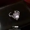 Anel Aberto Flor de Zircônia e Pérola Estilo Francês, Luxo Leve, Anel de Dedo Indicador Moderno e Elegante, Joia Exquisita e Versátil para Mulheres, Design de Nicho