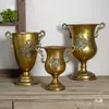 Vaso Clássico com Pé Alto Suporte para Flores Vaso de Flores Arte em Ferro Envelhecido Retrô Estilo Europeu Urna de Flores para Casamento Adereço para Fotos