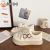 Sapatos Femininos de Lã com Velcro Estilo Wasteland Outono e Inverno 2025 Novo Design Original Tênis de Nicho Estudante Sapatos Quentes de Algodão