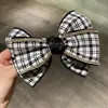 Pinzas para el Cabello de Liquidación de Invierno~ Elegante Pinza para el Cabello de Lazo de Tela, Nuevo Pin de Resorte con Perlas, Pasador de Estilo Coreano para la Parte Posterior de la Cabeza