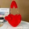 Nueva Bolsa Mullida Estilo Coreano Moda Bolsa de Amor Otoño e Invierno Bolso de Hombro Cruzado Versátil Billetera Pequeña de Mano de Amor