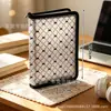 Capa de Caderno Estilo Japonês A5A6A7 Padrão de Renda com Diamantes Malha de Borboleta Caderno de Folhas Soltas Concha Macia de PVC Bolsa com Zíper