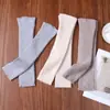 Venta al por mayor del fabricante Lana 100% Pura Manga Acampanada Tejido Cálido Calentadores de Brazo sin Dedos Guantes de Manga Larga Gran Cantidad en Stock