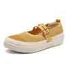 Sapatos Femininos Atacado, Novo Estilo de Verão, Sapatos Respiráveis de Malha Fly Listrados, Solado Macio, Sapatos Slip-On Leves para Mães de Meia-Idade e Idosas