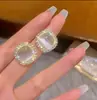 Pinzas para Orejas de Perla Vintage, Sin Perforación, Pendientes Minimalistas de Nicho, Brazaletes para Orejas, Accesorios para Orejas con un Toque de Lujo Ligero, Aretes con Forma de Espiral para Mosquitos