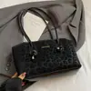 Bolsa Grande para o Dia a Dia Estilo Retrô 2026 Nova Moda Estampa de Leopardo Bolsa de Ombro Feminina Bolsa de Mão Tote de Alta Qualidade