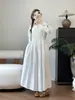 Vestido casual fresco de estilo japonés para mujer, cuello redondo, plisado, manga larga, para otoño, con cinturón en la cintura, suelto, largo