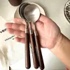 Cuchara Redonda de Acero Inoxidable con Mango tipo Nogal, Alta Calidad, Engrosada para Uso Doméstico, Adecuada para Comida Occidental, Cuchara de Postre, Cuchara para Comer, Cuchara para Sopa