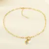 Cadena de clips de papel creativa personalizada multiestilo corazón hueco incrustado de diamantes collar de acero de titanio madre levantando alto día de la madre