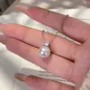 Colar Gargantilha com Pingente de Pérola Imitação e Zircônia Moda Feminina Versão Coreana Luxo Leve High-End Personalidade Versátil Corrente para Clavícula