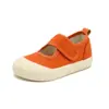 Nuevos Zapatos de Lona para Niños Primavera/Verano 2023 Oso Marrón Casual Zapatos de Abuela Estilo Coreano Suela Suave Zapatos para Niños Venta al por Mayor