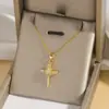 Colar Cruz Coroa Novo Estilo Transfronteiriço para Mulheres, Pingente de Design Simples Nicho Estilo Europeu e Americano Corrente Clavicular