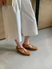 Sandalias cuadradas retro francesas de nicho para mujer con tacón grueso hueco y diseño tallado estilo británico