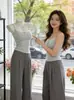 Camisola de renda Dopamine com bojo para mulheres, novo estilo primavera/verão, adequada para usar por baixo ou por cima, corte justo, top puro e sedutor