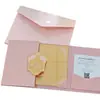 Tarjeta de invitación de terciopelo rosa nude de doble puerta, insignia de letra de acrílico, tarjeta de invitación de acrílico dorado espejo
