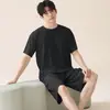 2026 Nuevo Conjunto de Shorts de Manga Corta para Hombre de Costilla de Seda de Hielo Primavera/Verano, Color Sólido, Transpirable y Cómodo Conjunto para Estar en Casa