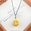 Colar de Flor de Hortênsia Vintage Exquisito Banhado a Ouro de Alta Retenção de Cor com Pingente de Flor Bordada Cravejado de Diamantes, Corrente para Clavícula Estilo Nacional