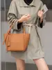 Moda Europea y Americana Transfronteriza Otoño e Invierno Primera Capa Piel de Vaca Bolso de Hombro Único Bolso Elegante para Mujer Bolso Cesta de Viaje Cuero Genuino