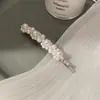 Grampo de Cabelo Elegante Estilo Coreano Estilo Ins com Pérolas Presilha Lateral para Mechas Acessório de Cabelo para Testa Tendência Atacado de Alta Qualidade