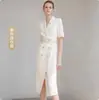 Vestido de Verano 2025 de Alta Gama Moda Commuter Cintura Alta Doble Botonadura Color Albaricoque Vestido de Traje Profesional para Anfitrión