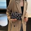 Bolsa Quadrada Pequena Personalizada Estilo Coreano Nova Moda 2025 Estampa de Laço Estilo Estrangeiro Linda Bolsa de Ombro Transversal para Mulheres