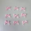 Venda Direta de Fábrica de Mini Laços Acessórios para Roupas, Lingerie e Acessórios de Cabelo Artesanais, Disponíveis em Várias Cores
