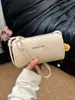 2026 Bolso Boston Cilíndrico de Moda Nuevo, Bolso de Hombro Cruzado de Alta Gama con Patrón de Lichi, Bolso Sencillo de Almohada para Uso Diario