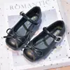 Zapatos de Cuero para Niñas 2026 Primavera/Otoño Nuevo Estilo Boca Baja Antideslizantes Zapatos de Princesa Estilo Coreano de Moda Versátiles Mocasines Casuales para Niñas