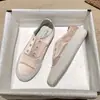 Zapatos Blancos Satinados de Nicho Español para Mujer, Slip-Ons de Doble Uso, Nuevos Planos Casuales Cómodos para Maternidad 2026