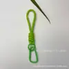 Cordón para Teléfono Móvil Tejido a Mano para Mujer Exquisito Llavero de Bolsillo de Gama Alta Cordón Anti-Pérdida Estilo Muñeca