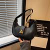 Bolsa pequena retrô de alta qualidade bolsa feminina 2023 novo outono e inverno Bolsa Meia-Lua marrom bolsa mensageiro para o dia a dia bolsa de ombro axilar