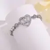 Nuevo Pulsera de Corazón de Lujo Doble C con Circonita, Venta Caliente Transfronteriza Moda Nicho Estilo de Alta Gama Joyería de Regalo