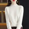 Suéter Feminino de Lã com Gola Alta Meia, Camiseta Base de Tricô Cashmere Slim sem Costura, Top Solto com Recortes Outono e Inverno