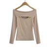 Camiseta sexy de fondo hueco para mujer estilo europeo y americano con hombros descubiertos, top ajustado hueco en el pecho, camiseta de hombros descubiertos para chica hot