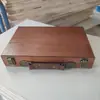 Caja de Madera Rectangular Retro Tapa abatible Almacenamiento de Escritorio Álbum de Fotos Caja de Madera Caja de Embalaje Delgada Papel A4 Venta Directa de Fábrica