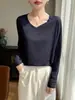 Nova Camiseta Feminina de Manga Longa com Decote V, Top Fino e Simples Versátil, Cor Sólida de Caimento Solto, Camisa Básica Simples de Tricô