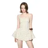 Vestido Blanco de Puntos Ondulados Estilo Yu Shuxin Lsoul Estilo Chica Puro Deseo Falda de Tirantes Vestido Privado de Jennie