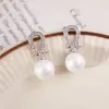 Pendientes Grandes de Perlas Sencillos Estilo Coreano con un Toque Vintage, Diseño Versátil de Nicho, Lujo Ligero y Sensación de Alta Gama